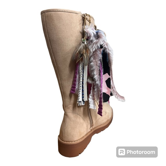 🔴SOLD🔴 Hand Crafted Assessory Swags - $2 for $10 - Picture 3 of 4